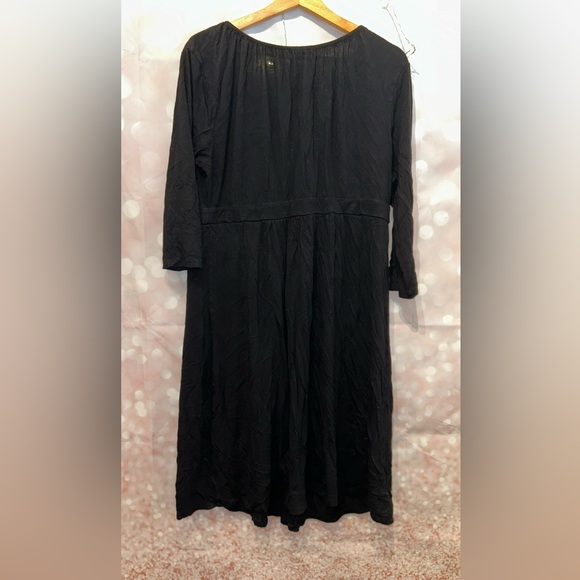 Vintage Old Navy Maternity Black 3/4 Sleeve Dress XL Stretchy! - Picture 3 of 3